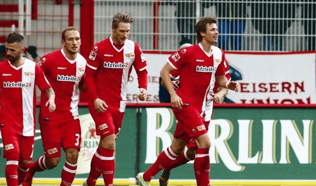 勒沃库森轻取西班牙，皮克刷新纪录的简单介绍