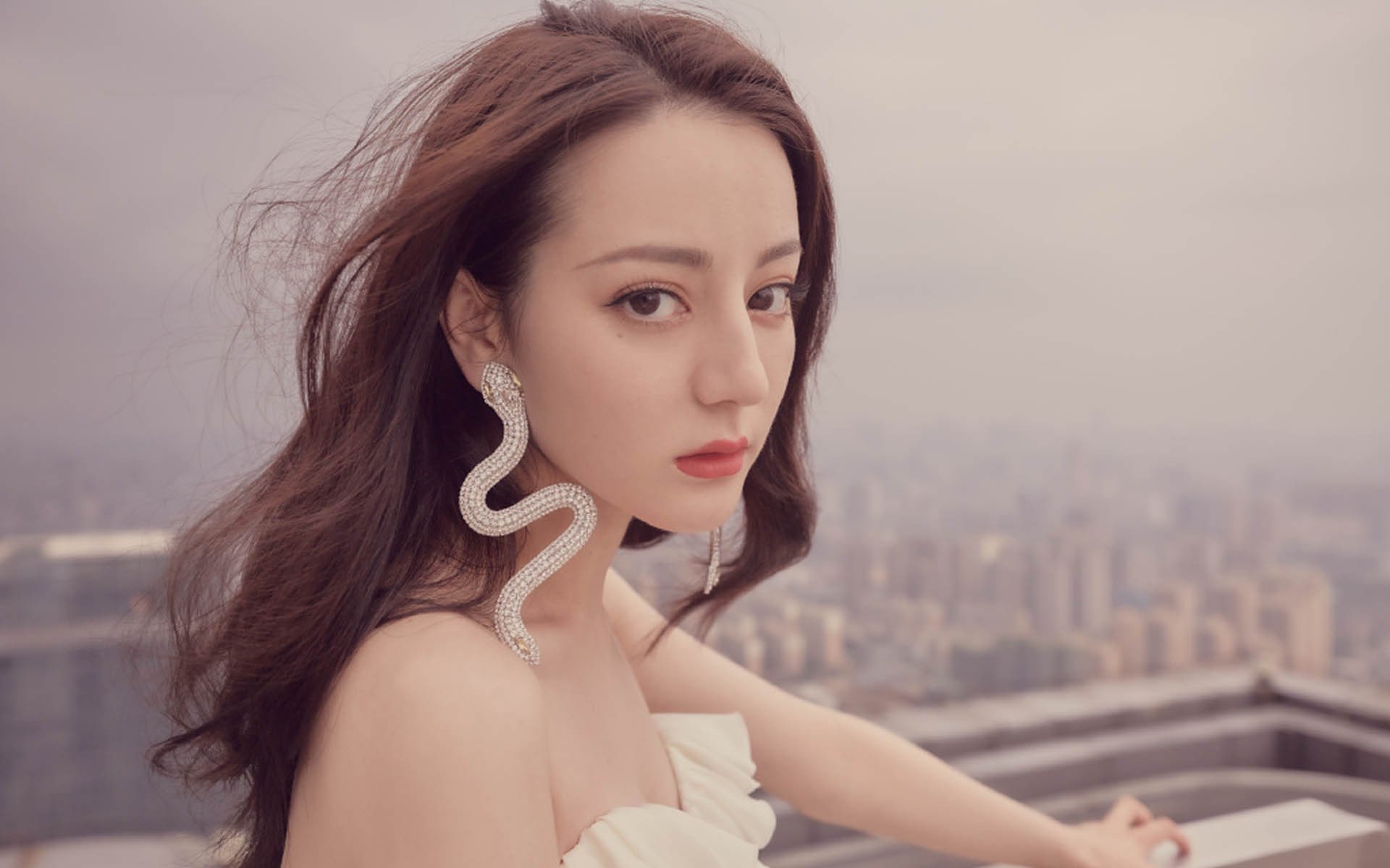 王皓主导比赛，葡萄牙队横扫日本队