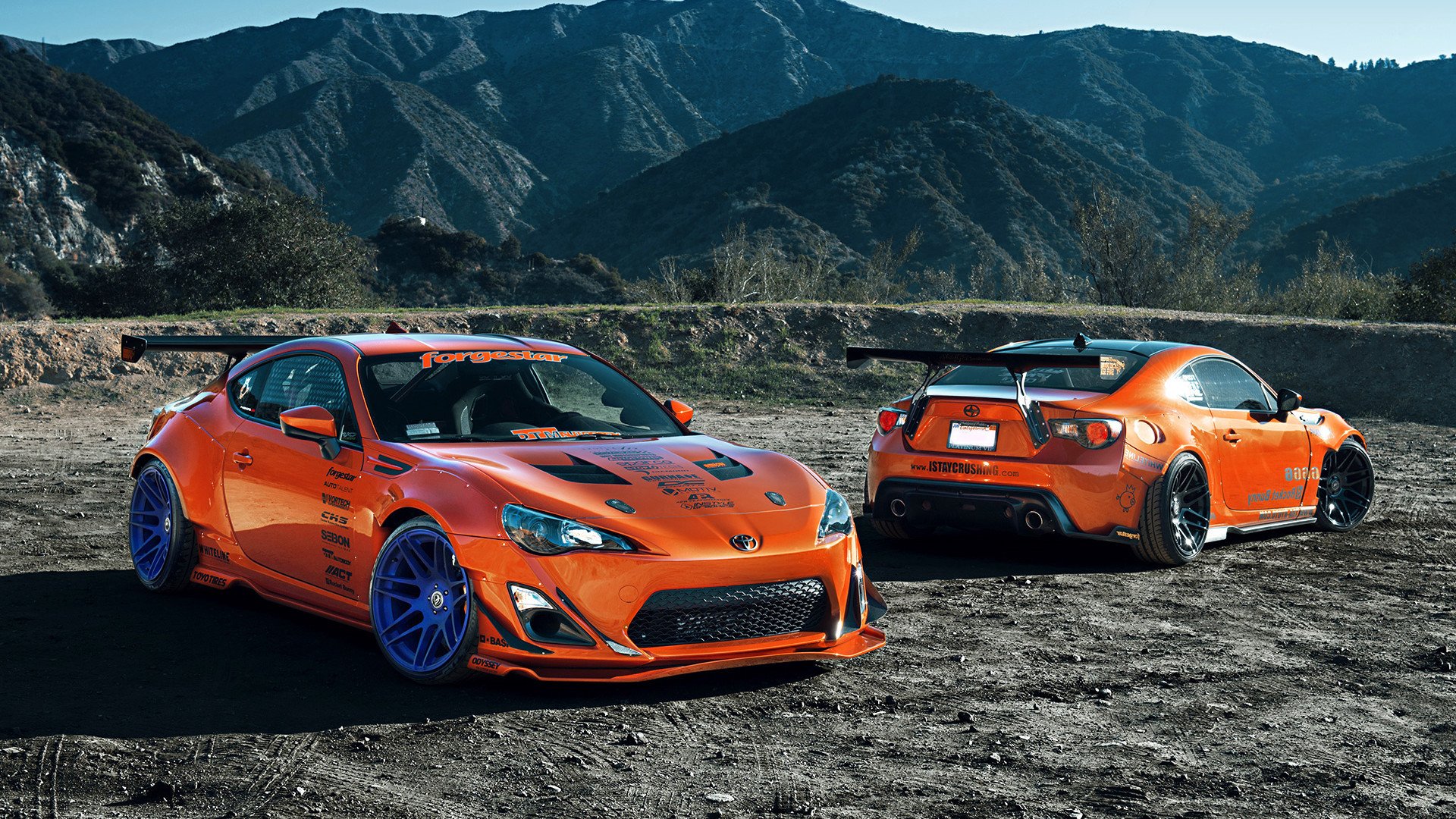 直板与长传，两种征服的叙事