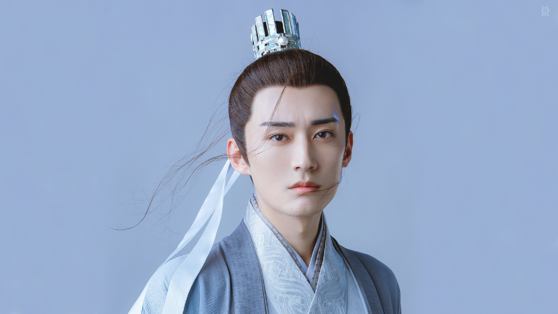 奇袭圣西罗，当莱万的利剑刺穿红黑军团，洪都拉斯书写热带风暴传说